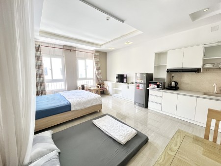 Cho thuê căn hộ, Bình Thạnh, Gần Ngã Tư Hàng Xanh, Ở Đc 4ng 4xe, Full nội thất, có bảo vệ