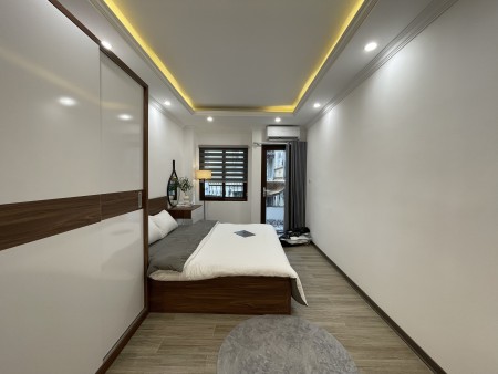 Cho thuê căn hộ dịch vụ 1n1k tại 460 Thuỵ Khuê, Tây Hồ