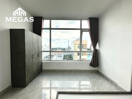 Căn Hộ 1 Phòng Ngủ - Mới 100% - Cửa sổ lớn, Đầy Đủ Nội Thất, Ngay BIG C Trường Chinh - Gần Sân Golf