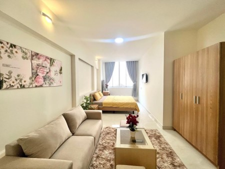 Căn hộ cao cấp full tiện nghi, máy giặt riêng cửa sổ thoáng mát Đ.Cao Thắng Q3, gần ngay BV Từ Dũ