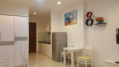 Cho Thuê C/C Sky Center Căn Studio 1PN Full Nội Thất Xịn Xò Giá 10TR -LH 0975 0123 08 Chốt Ngay