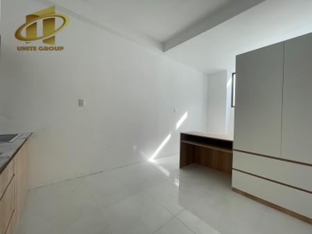 Cho thuê căn hộ FULL nội thất gần trường ĐH TDT, RMIT,