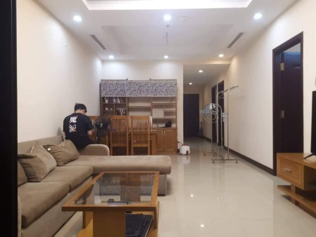 Chính chủ tôi cho thuê CHCC Vinhomes Royal City, 2PN , 105m2, đủ đồ nội thất. LH xem nhà 0344529391