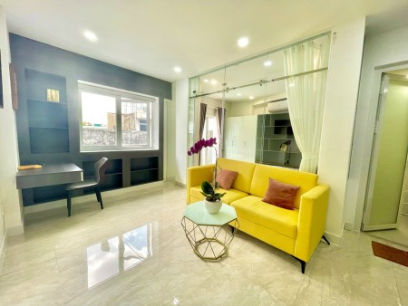 Căn hộ 1 phòng ngủ ban công Full nội thất - gần chợ Tân Định