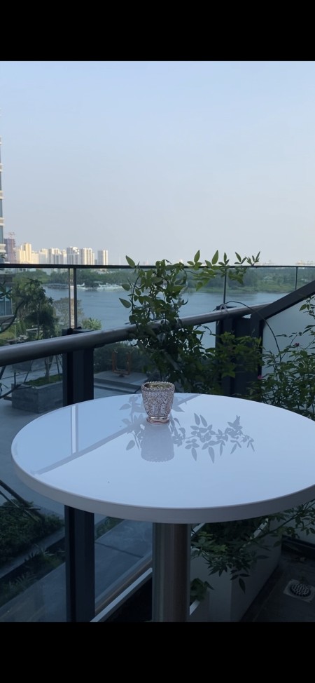 Cho thuê Sunwah Pearl 2PN NTCB có sân vườn, 140m2 37 triệu