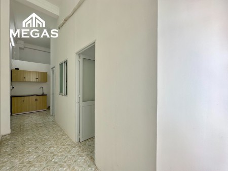 CĂN HỘ 1 - 2 PHÒNG NGỦ BAN CÔNG MỚI GẦN SÂN BAY