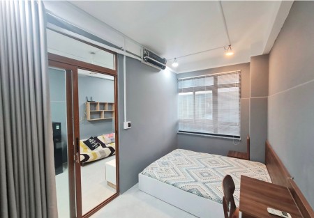 Căn hộ dịch vụ 1 phòng ngủ full nội thất gần sân bay, ĐH HUFLIT, ĐH Tài Chính - Marketing.