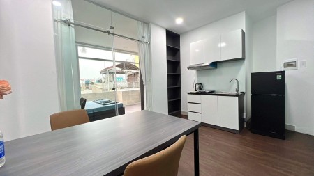 Căn hộ 1Pn Banconny P Tân Định gần Đh Kinh Tế - Cv Lê Văn Tám Q1