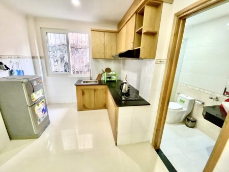 Căn hộ full nội thất trung tâm quận 1 gần chợ bến thành , đại học văn lang