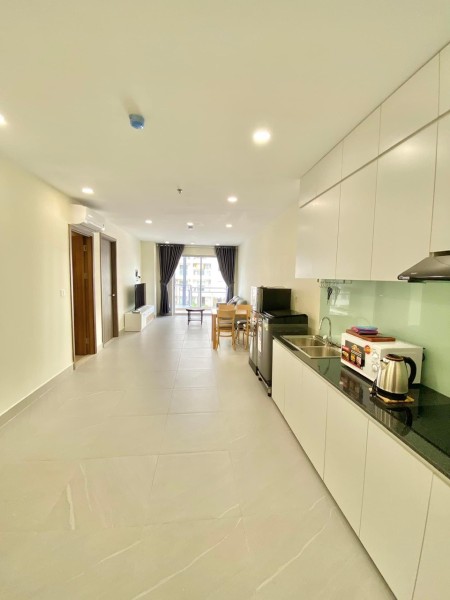 Cho thuê căn hộ 2 phòng ngủ ban công gần Masteri Thảo Điền, Cầu Sài Gòn, Hầm Thủ Thiêm, Sala