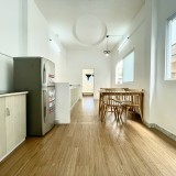 Cho Thuê 1 Phòng Ngủ Riêng Có Ban Công Rộng 40m2 Gần chợ Tân Định