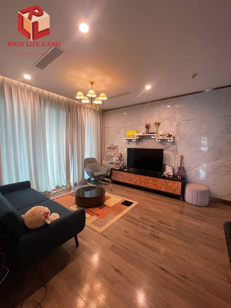 Sadora full nội thất cực chất, view hồ bơi thoáng mát chỉ 28 TRIỆU!