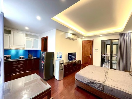 Căn hộ Studio ban công Gần CV Lê Văn Tám Quận 1