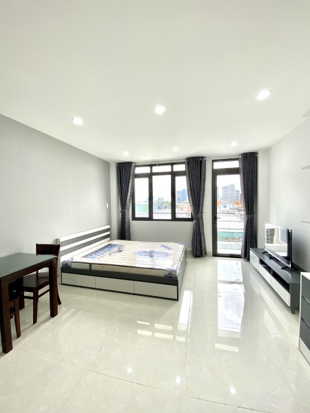 khai trương chdv ban công ngay hutech - gtvn - ngoại thương hầm xe - thang máy - full nội thất