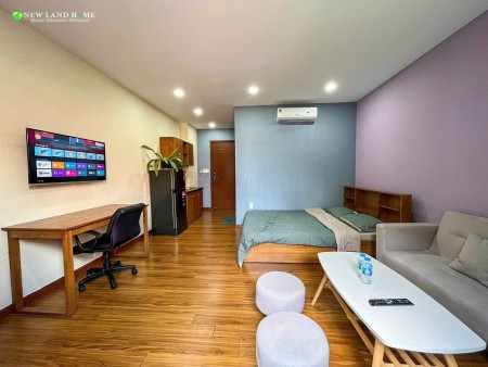 Cửa sổ lớn, siêu thoáng mát, đường Nguyễn Gia Trí, Phường 25, Quận Bình Thạnh