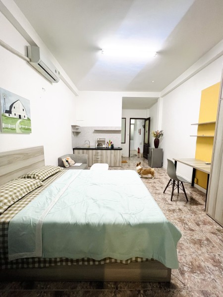 Căn Hộ Ban Công_Full Nội Thất_Gần Svđ Hoa Lư_Công Viên Lê Văn Tám_Quận 1