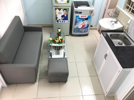 Cho thuê căn hộ 2 phòng ngủ, full nt cạnh chợ Hoàng Hoa Thám, Etwon, Bàu Cát, 45m2, 2 phòng ngủ, 1 toilet