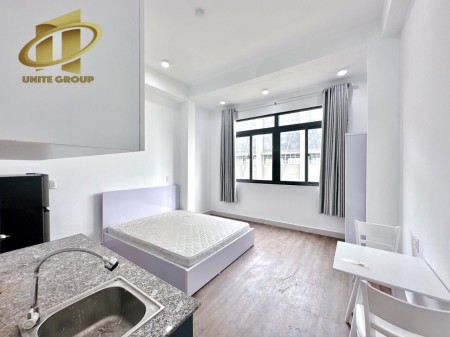 Căn hộ full nội thất Bancon rộng ngay Lăng Cha Cả Tân Bình gần sân bay- ưu đãi HD dài hạn