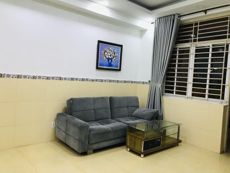 Chính chủ cho thuê căn hộ cc Phú Thọ, Q11, 65m2, 2PN, nhận nhà ở liền.