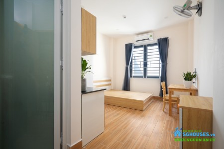 Căn Hộ Studio mới xây cửa sổ trời Ni Sư Hùynh Liên gần Đại Học Hiến