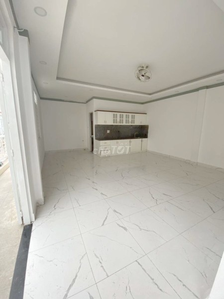 Căn hộ 2PN siêu rộng, cửa sổ trời thoáng, cách KTX ĐHQG chỉ 5 phút xe máy