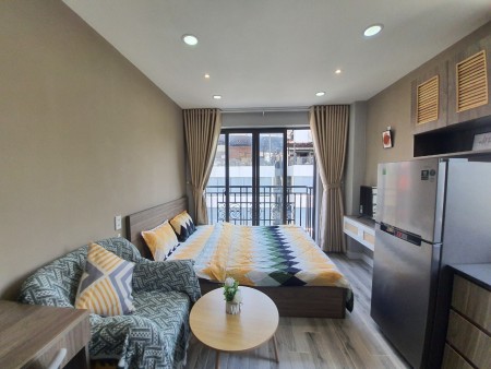 cho thuê căn hộ full nội thất bancol siêu đẹp, nằm ngay Điện Biên Phủ , trung tâm Bình Thạnh