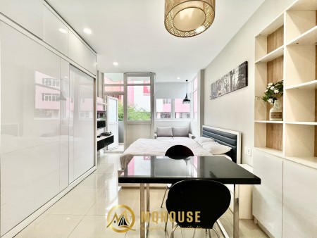 Khai Trương căn hộ mới ban công và cửa sổ gần vòng xoay Phù Đổng, Adora Tôn Thất Tùng Q1