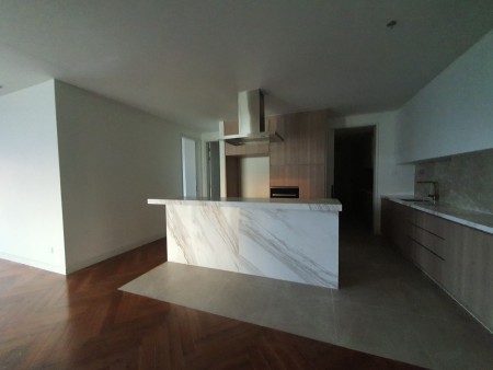 Cho thuê Empire City Thủ Thiêm hàng hiếm toà Cove 4PN + 1.