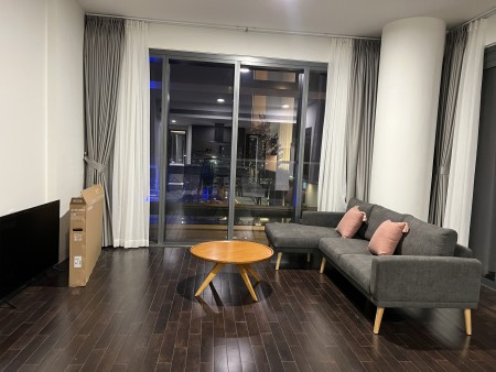 Nhà mới 100% cho căn hộ 3PN, có nội thất chỉ 68 triệu ở Cove Residence