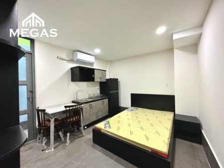 Căn hộ 4tr full nội thất ban công ngay Big C trường chinh