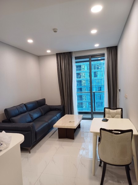 Dọn vào liền cho căn 1PN, đầy đủ nội thất, chỉ 22 triệu ở Sunwah Pearl