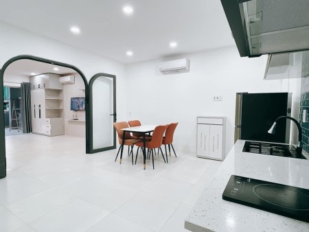 Căn Hộ 1pn ban công siêu rộng 50m2 phú nhuận giáp quận 1 gần sân bay Tân Sơn Nhất