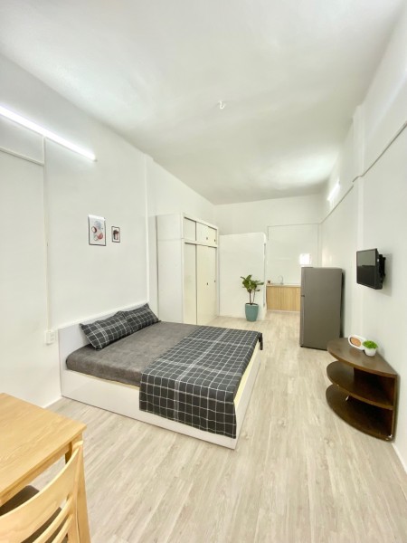 Cho Thuê Căn Hộ Cao cấp Full NT tại Quận 1