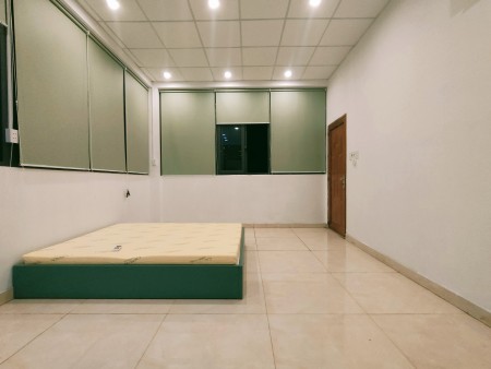 Căn Hộ View Kính - Giá Tốt Rộng 47m2- Giống Hình 100% - Ngay Trung Mỹ Tây - Tô Ký - Ngã Tư An Sương