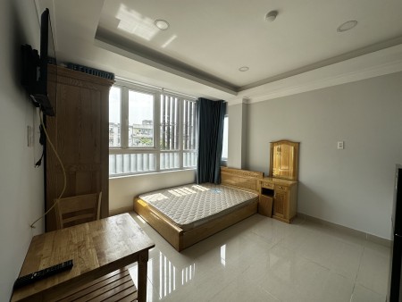 Căn hộ siêu xinh Cửa sổ lớn thoáng mát tại quận 1