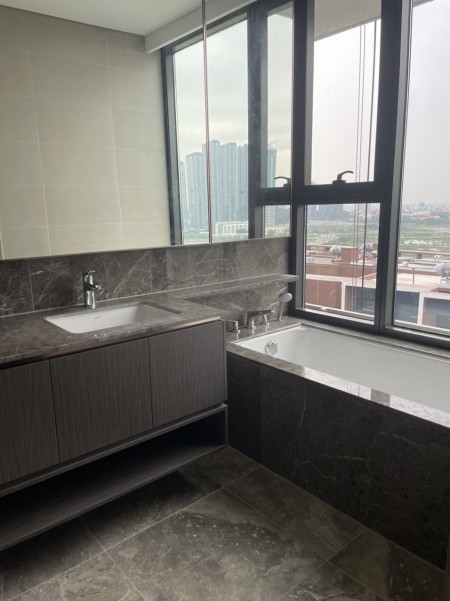 The River Thủ Thiêm - 4PN - NTCB (Có thể thêm) - View Sông - $4500 USD