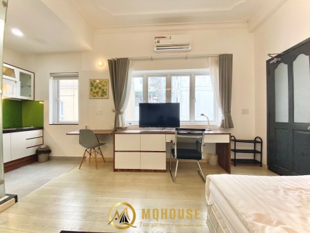 Căn hộ Cửa sổ nhiều ánh sáng, khu an ninh, gần Trường Đại Học Kinh Tế, Công Viên Le Văn Tám Q1