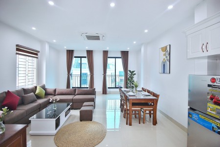 Cho thuê CHDV full đồ 1 khách 1 ngủ rộng mới tinh ở 13 Yên Phụ nhỏ, đầu Thanh Niên, Trúc Bạch