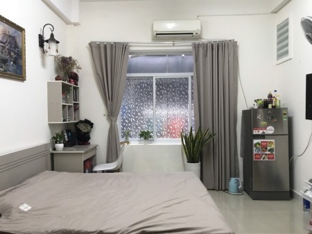 Duplex có cửa sổ - full nội thất Quận 7