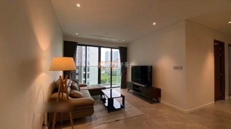 Thuê ngay căn hộ cao cấp giá tốt_The Crest-Metropole_3PN_129m2_Full NT_Giá chỉ 61tr