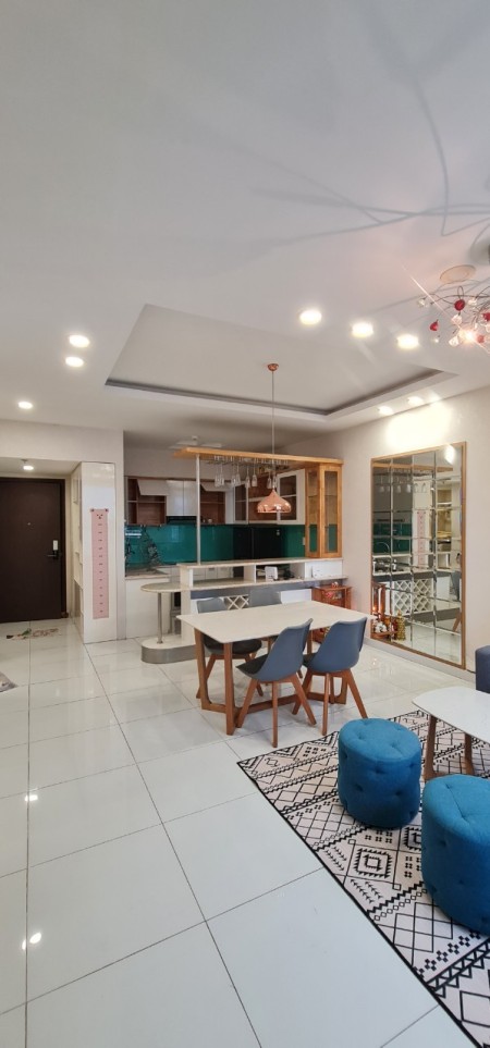 Căn hộ Orchard Garden - 73m2, Nội thất đầy đủ, Giá rẻ chỉ 16Tr/ tháng