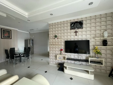 Cho thuê chung cư Screc Tower 81m2, 2pn, 2wc, full NT, có siêu thi Coopmart. Giá: 12 tr/th