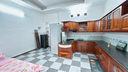 Studio Bếp Riêng Ban Công Giặt Riêng Gần Hutech Ngay Ngã Tư Hàng Xanh FREE Phí Dịch Vụ FULL NT