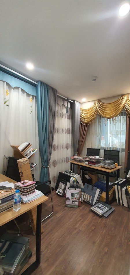 Quỹ căn cho thuê 1 - 2 - 3 ngủ giá chỉ từ 10 triệu chung cư Sunshine City. Hotline: 0976560941
