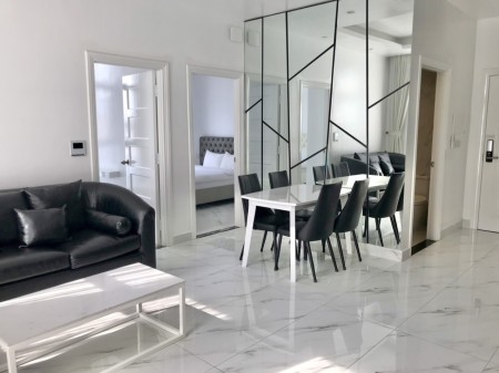 Căn hộ 2 Phòng Ngủ 75m2 Đầy đủ nội thất Q1_Máy giặt riêng_thang máy_Hầm xe rộng