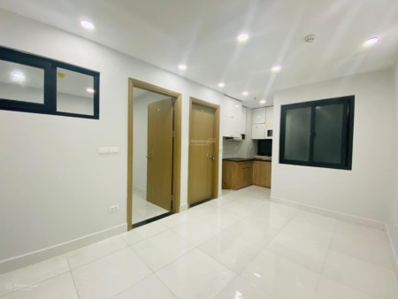 Cho thuê căn hộ 2 phòng ngủ mới tinh, giá chỉ 5 triệu bao phí tại Hoàng Huy Lạch Tray