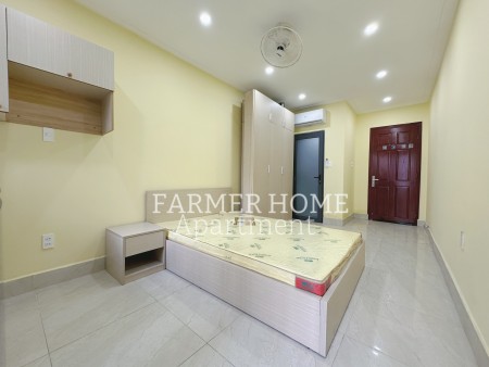 Căn hộ Quận 10 full nội thất có ban công thoáng mát