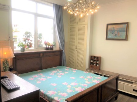 Cho thuê căn hộ Screc Tower quận 3, 76m2, có 2pn 2wc giá 12tr