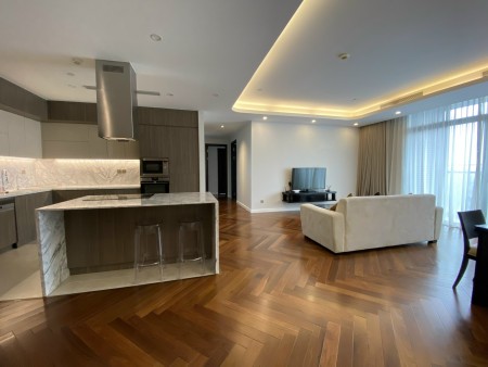 Cho thuê gấp căn hộ tại Sun Grand City - 69B Thụy Khuê, 145m2, 3PN, đủ đồ,LH: 0976560941