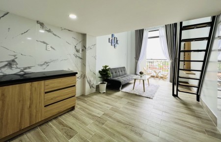 Căn Hộ Ban Công Gác cao Sát Vincom, Khu chế xuất, đh UFM QUẬN 7